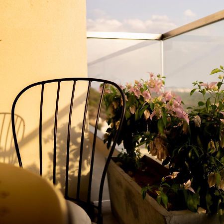 Bridge Service Apartment Hyderabad Esterno foto