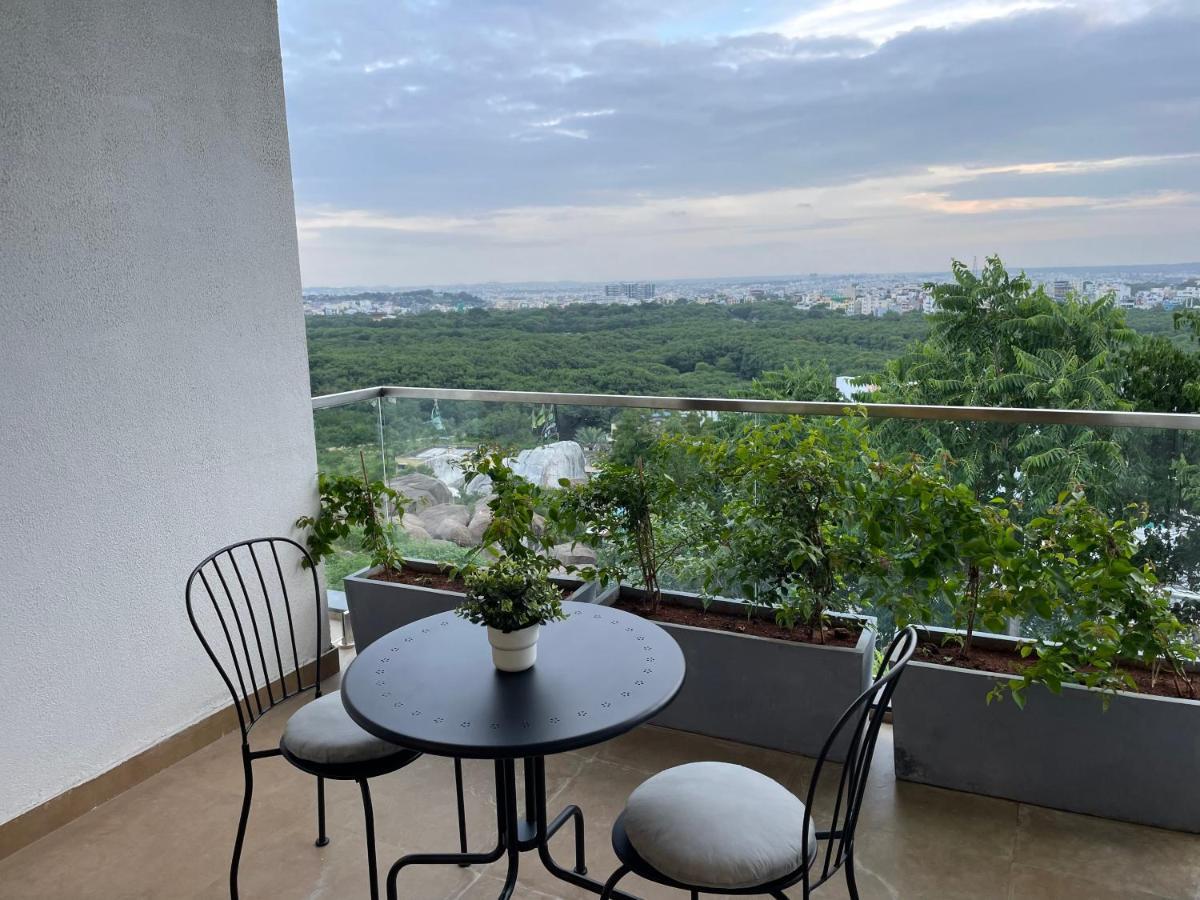 Bridge Service Apartment Hyderabad Esterno foto