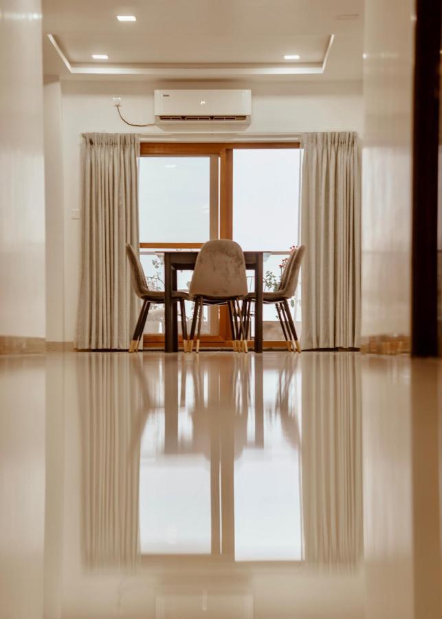 Bridge Service Apartment Hyderabad Esterno foto