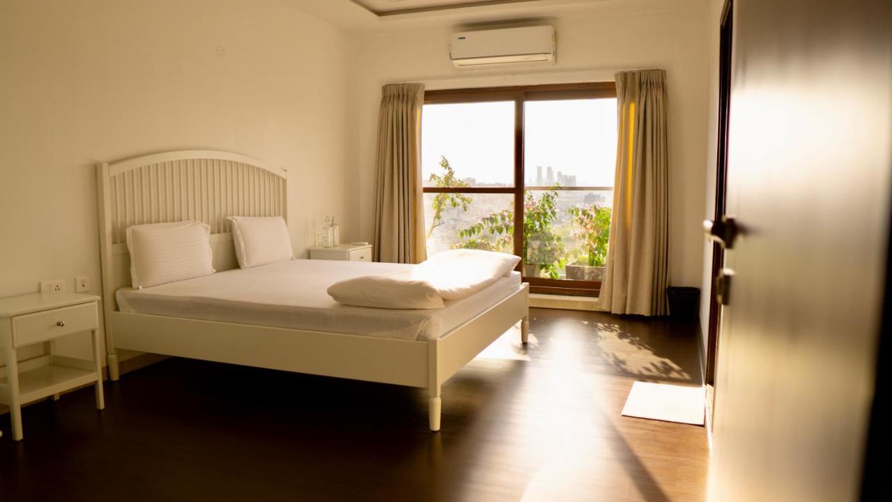 Bridge Service Apartment Hyderabad Esterno foto