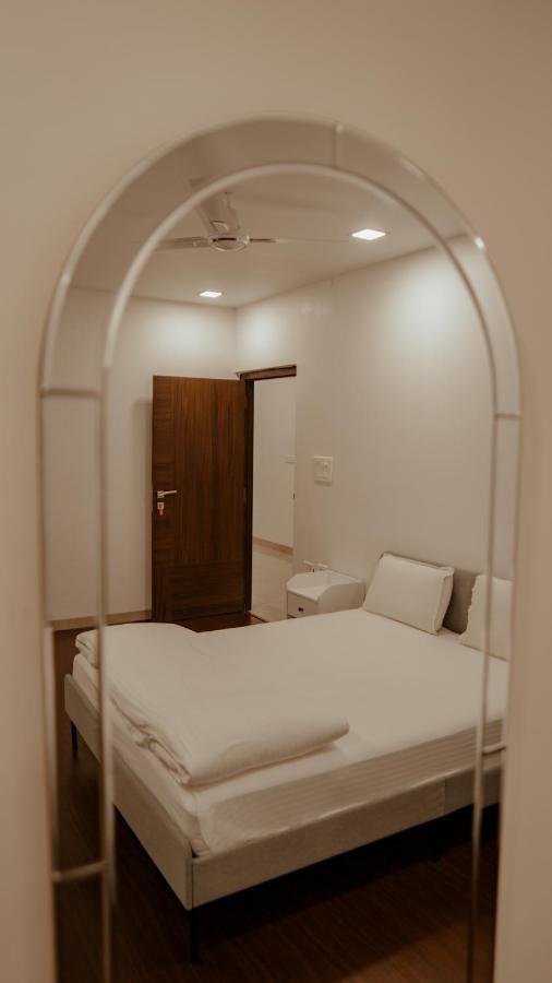 Bridge Service Apartment Hyderabad Esterno foto