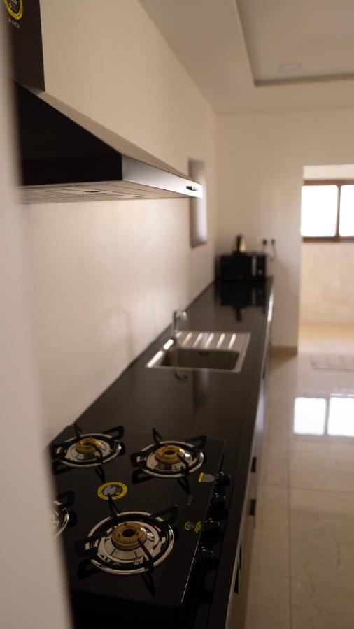 Bridge Service Apartment Hyderabad Esterno foto